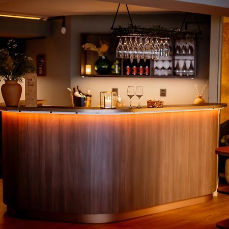 Home Hotel Cardinal Векше Екстер'єр фото