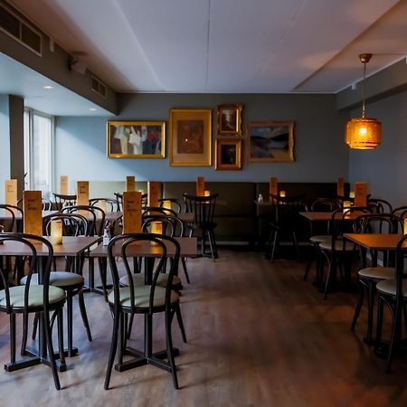 Home Hotel Cardinal Векше Екстер'єр фото
