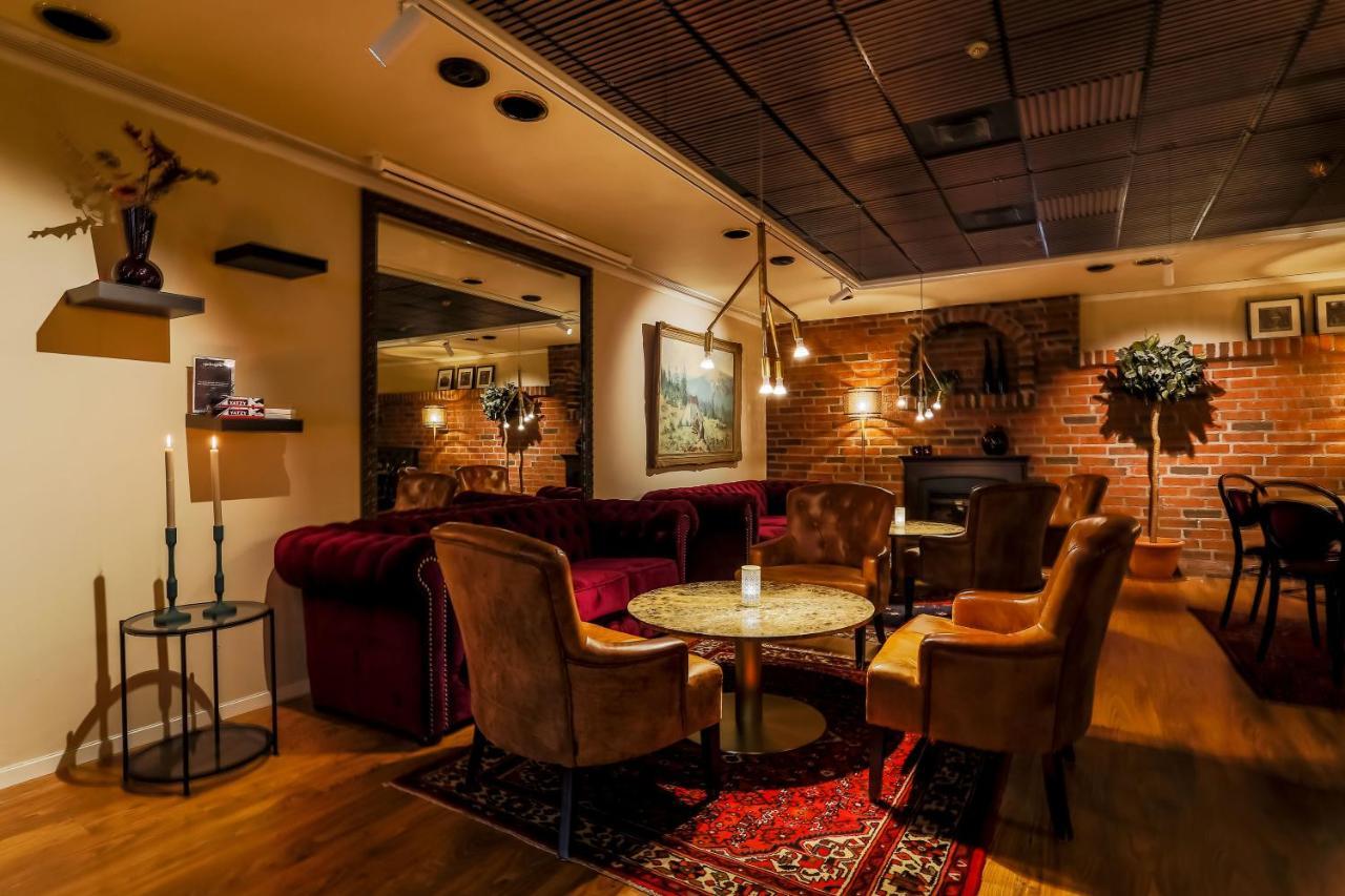 Home Hotel Cardinal Векше Екстер'єр фото