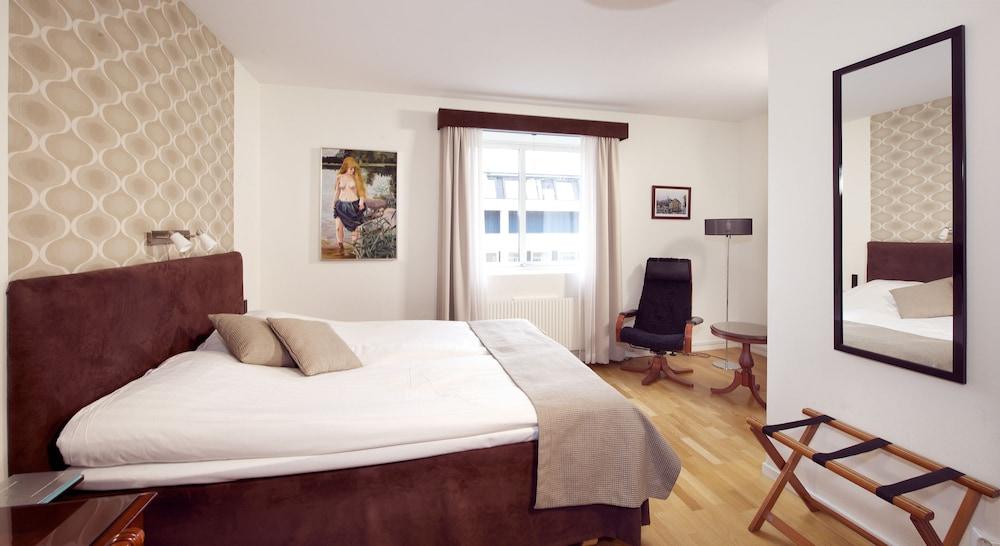 Home Hotel Cardinal Векше Екстер'єр фото